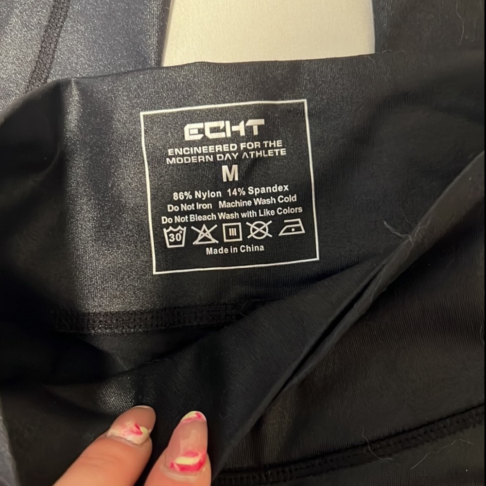 Brand New - never worn Echt Leggings Size medium